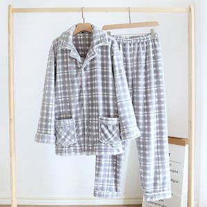 Men's Sleepwear Winter Thick Flannel Men Pajamas Sets Thermal Home Clothing Warm Tops Bottoms Male Homewear Pants Plus Size Velvet Sleepwear 230311