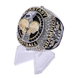 Band Rings 2023 Fantasy Football Ring med stativ 8-14 Drop Shipping