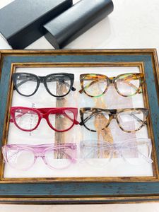 Men and Women Eye Glasses Frames Eyeglasses Frame Clear Lens Mens Womens 0131 Latest random box