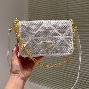 Crystal Messenger Bag Postman Purse Satin Shoulder Designer Crossbody Bags Bling Diamond Handbag Triangle Sign Snap Closure Chain Women Fashion Handbags Flap