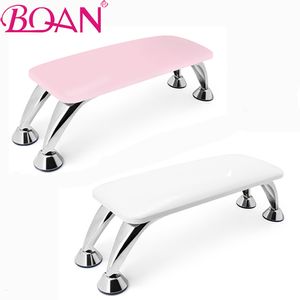 Nail Art Equipment Genuine Leather Nail Hand Rest Pillow Hand Cushion Pillow Holder Nail Art Stand For Manicure Table for Nail Salon Top Quaility 230310