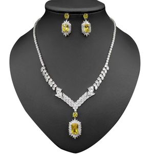 Donni Regali Accessori di moda Designer gioielli Diamond Zircone Neccone Set Oregano Set da sposa Brides Bride Party Birthday1885141