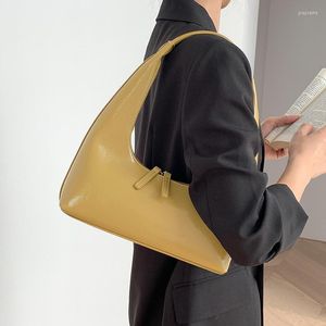 Evening Bags 2023 Autumn Women's Bag Fashion Bright Leather Underarm Ladies Travel Handbag And Purse Small Pillow