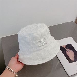 Fashion Bucket Hats Summer Casual Holiday Fisherman Luxurys Designers Letters Plaid Sunhats for Mens Womens Spring Traveling