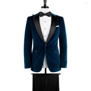 Men's Suits Handsome Velvet Men's Peaked Lapel Tailored Formal Tuxedos For Male Clothing With Trousers Prom Blazers Dress Suit Jacket
