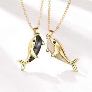 Anhänger Halsketten Minderheit Romantische Goldfarbe Delphin Paar Halskette Frauen Mann Magnet für Paare Liebhaber Valentine Geschenk HP-15