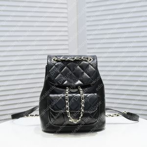 22 Spring 18Mini Style Woman Woman Duma Backpack Designer Cowhide Adequado para todos os tipos de pequenas mochilas de couro genuíno