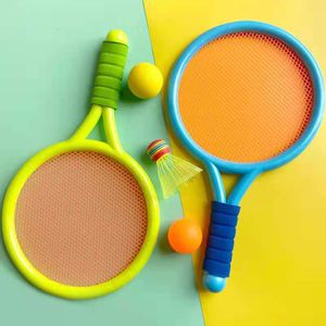 Set di racchette da tennis per bambini Completo da badminton con 2 palline Allenamento per bambini Gioco sportivo indoor e outdoor Due modi di giocare 230311