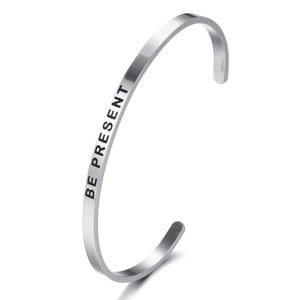 Bangle personalizada dizendo citações gravadas estarem presentes amizade amor'bracelet Mantra jóias Pulseira inspiradora personalizada