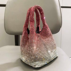 Övre handtag Rhinestones Evening Clutch Bag Pures and Handbag Luxury Designer Hobo Shoulder Bag Shiny Crystal Clutch Purse Bucket Bag 230308