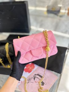 Bolsas de cintura Cc cintura de pele de carneiro pequena corrente de bola feminina 2022 nova lingge de contas douradas quadrada gorda bolsa mensageiro de um ombro