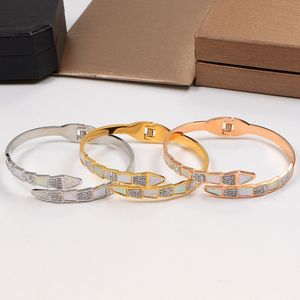 Klassischer Designer-Armreif mit natürlicher Muschel, 18 Karat Gold, Achat-Muschel, Perlmutt-Charm-Armbänder, 14 Karat Gold-Armband, Herren- und Mädchen-Schmuckgeschenk zum Valentinstag