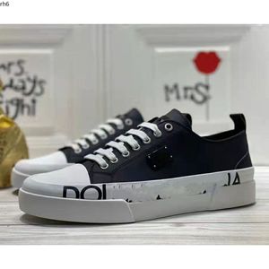 Shoes Women Autumn Genuine Leather Sneakers Graffiti Print Platform Designer Shoes Bling Rivets Letters Flats Footwear Size34-45 mkjk rh6000002