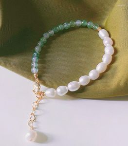 Braccialetti a mano da donna alla moda Strand Bracciale con perle rotonde d'acqua dolce Giada verde chiaro per gioielli naturali Regalo di compleanno per figlia ragazza