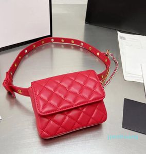Klassiska väskor Flip-Open Bag Luxury Minibag Girl Purse Design plånböcker Mjuk bröstpackar storkapacitet Återställning av forntida sätt Joker Brand Designer Totes 995
