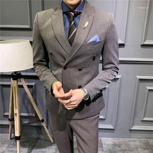 Męskie garnitury Czarni 2 -częściowe mężczyźni 2023 Podwójny piersi formalny ślub dla kostiumów homme (kamizelka spodni) Slim Fit Tuxedo Suit