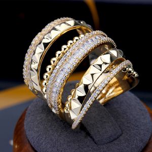 Fedi nuziali Luxury Multilayer Big Ring Irregolarità Micro pavé quadrato baguette Cubic Zirconia per le donne Wedding Engage Ring Gioielli alla moda 230313