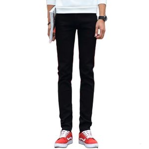 Jeans masculinos Jeans Black Men Slim Fashion Business Cowboy Troushers Troushers Cotton Pequeno elástico confortável calça jeans tamanhos 27-36 230313