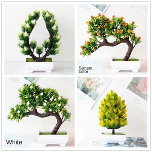 Dekorativa blommor 1pc mode konstgjord krukut prydnad multistil form bonsai falsk växt liten trädkrukan heminredning el trädgård