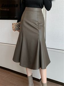 スカートseoulish autumn Winter Pu革女性の人魚のスカートHigh wasit skirt女性黒い不規則なラップフィッシュテイルスカート230313