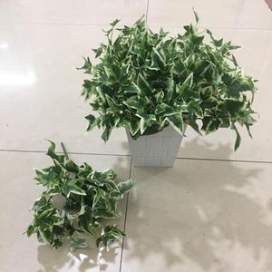 Flores decorativas 7 garfos de grama artificial verde folhagem de seda falsa de seda folhagem para decoração de jardim de escritório em casa