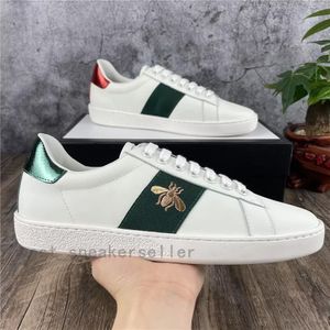 23 Fashion Stylish Men Women Casual Shoes Flat Matte Leather Sneakers Ace Shoe Snake Heart Chaussures Trainers Green Red Stripes Embroidery