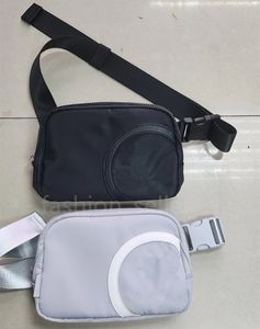 LL Torby Kobiety Mężczyźni Torba na talię Siłownia Bieganie Sporty na świeżym powietrzu Saszetki podróżne Telefon portmonetka Pasek na klatkę piersiową Torba crossbody Regulowany portfel