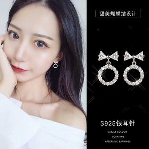 Dangle Chandelier Korean Temperament Needle Earrings Women's Minimalist Stylish Miniature Water Drill Bow Little Circle Pendant Earrings Tide G230313