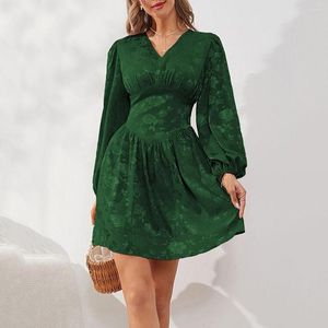 Casual Dresses Green A-Line Mini Dress Woman Sexig V Neck Floral Lantern Långärmad Tunic Pleated Party Spring Autumn Female Sundress