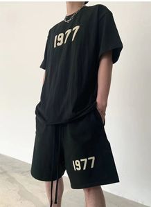 MENS 1977 Shorts Lettere pantaloni stampati maschi di moda casual per streetwear maschili sport sciolti