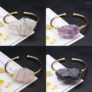 Bangle Natural Crystal Stone Otwarta Bransoletka Nieregularna Kształt Golde Ametysts Clear Quartzs Kobiety Fit Fit Party Prezent 62x62mm