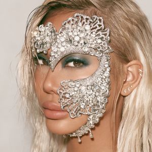 Party Masks Kmvexo Zircon Crystal Geometric Mask Masquerade Jewelry Luxury Mask for Face Design Women Halloween Party Gifts 230313