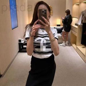 T-shirt da donna in maglia firmate Mingyuan con righe a contrasto e maniche corte senza schienale, girocollo, design versatile, T-shirt svasata MDGH