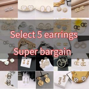 Fashion stud earrings woman Luxury designer pearl earrings multi colors c letter jewelry women 18k diamond Wedding Gifts