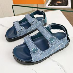 2023 Sandały damskie Kobiety Slippper Slipper Summer Sexy Sandals Męskie luksusowe projektanci prawdziwy skóra 4 cm platforma sandałowe mieszkania mody dżinsowe buty damskie plażę 35-42