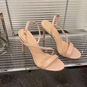 Gianvito Rossi designer sandals high heeled women dress shoe leather ankle strap buckle open toe strap fashion ribbon summer casual factory shoes