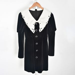 2023 Spring Black Contrast Color Embroidery Velour Dress Long Sleeve Peter Pan Neck Panelled Short Casual Dresses Brand Same Style Designer W3M130795