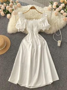 Casual Kleider Französisch Weißes Kleid Frauen Sommer Vestido Sexy Kurze Puff Sleeve Robe Femme Zurück Aushöhlen Bogen Vintage Süße midi Elegant