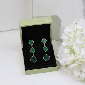 Vanclef Earrings 새로운 브랜드 3 플라워 스터드 매력 4 개의 잎 클로버 귀걸이 골드 여성 디자이너 보석