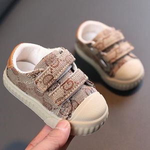 Sneakers Spring Autumn Children's Letter Print Baby Girls Boys Skor Småbarn Mjuka bottenvandrare Casual Kids Flats Sport SH 230313