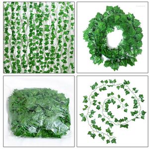 Dekorativa blommor 12st 2m Ivy Green Fake Leaves Garland Plant Vine lövverk heminredning hängande plast rotting sträng vägg konstgjorda växter