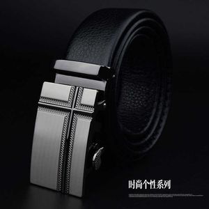 Cinturón de cuero resistente con hebilla automática - Accesorio de moda de negocios juvenil elegante y duradero para hombres y mujeres