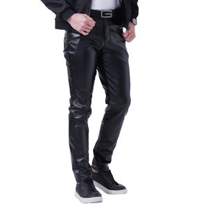 Мужские брюки Tsingyi Spring Motorcle Motorcle Skinny Straight Fauxe Leather White Red Slim Fit Thin Bu Brons Brand одежда 230313