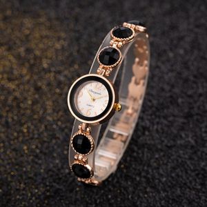 Orologi da polso Donna Piccoli orologi Orologio da polso con strass di lusso Cinturino a forma di cuore Cinturino in oro rosa argento Top Brand Reloj MujerWristwat