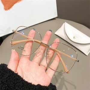 Brand Sunglasses new Hot selling type can be equipped with myopia anti blue light square large plate leg spectacle frame for women 31128
