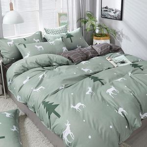 Set di biancheria da letto Moda Set natalizio Lenzuolo piatto Copripiumino Federa Combinazione Albero verde Fiore Cuore rosa Tessili per la casa Biancheria da letto