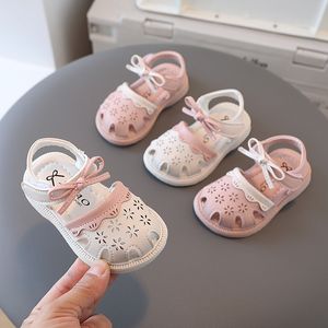 Sandálias de verão de Primeiros Walkers menina 0-1-3 anos 2 meninas sandálias Baby Princesa Bottom Sapatos para Crianças de Criança de Verão 230314