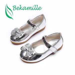 Sapatos planos verão feminino de couro feminino menina doce princesa dança infantil sandálias de bebê meninas de melhor qualidade p230314