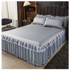 Saia de cama de estilo elegante e elegante cama de renda espalhada saia de cama sólida tipo poliéster algodão rei queen size lenha de cama com travesseiros 230314