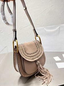 Сумки на ремне, дизайнерская сумка, винтажная модная седельная сумка с кисточками, роскошная деревянная сумка с магнитной пряжкой, мужская и женская джинсовая кожаная наклонная сумка через плечо aaa